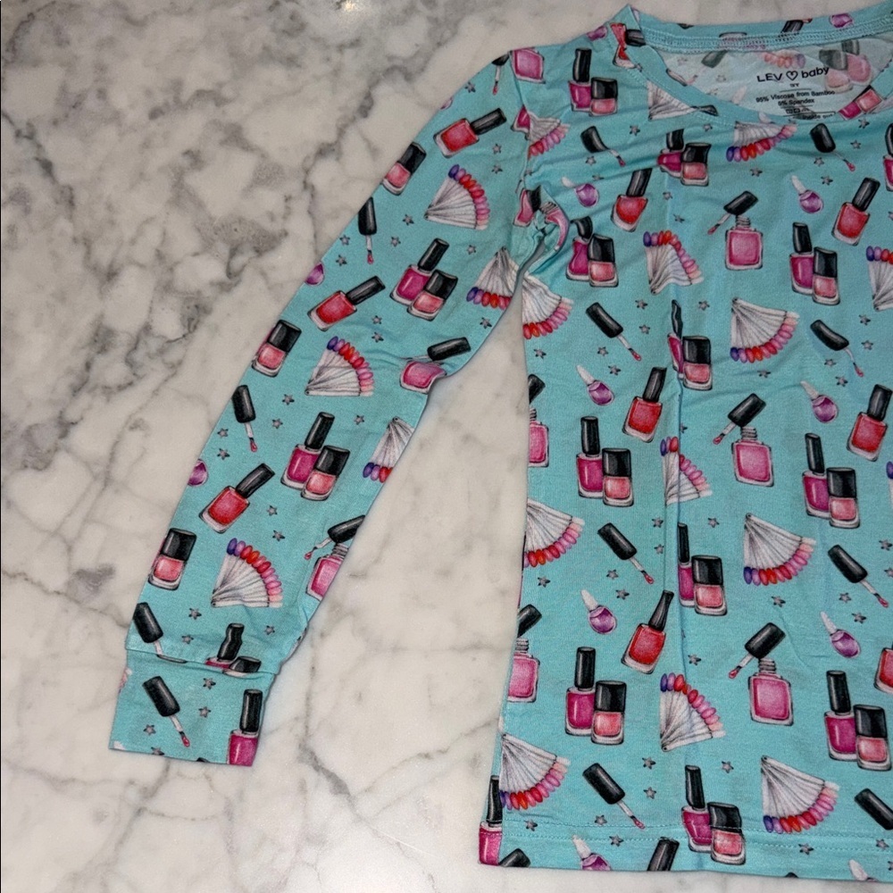 Lev Baby Avery Toddler along Charming Kids Pajama Set with Makeup/Nails Print 3T - Picture 3 of 5